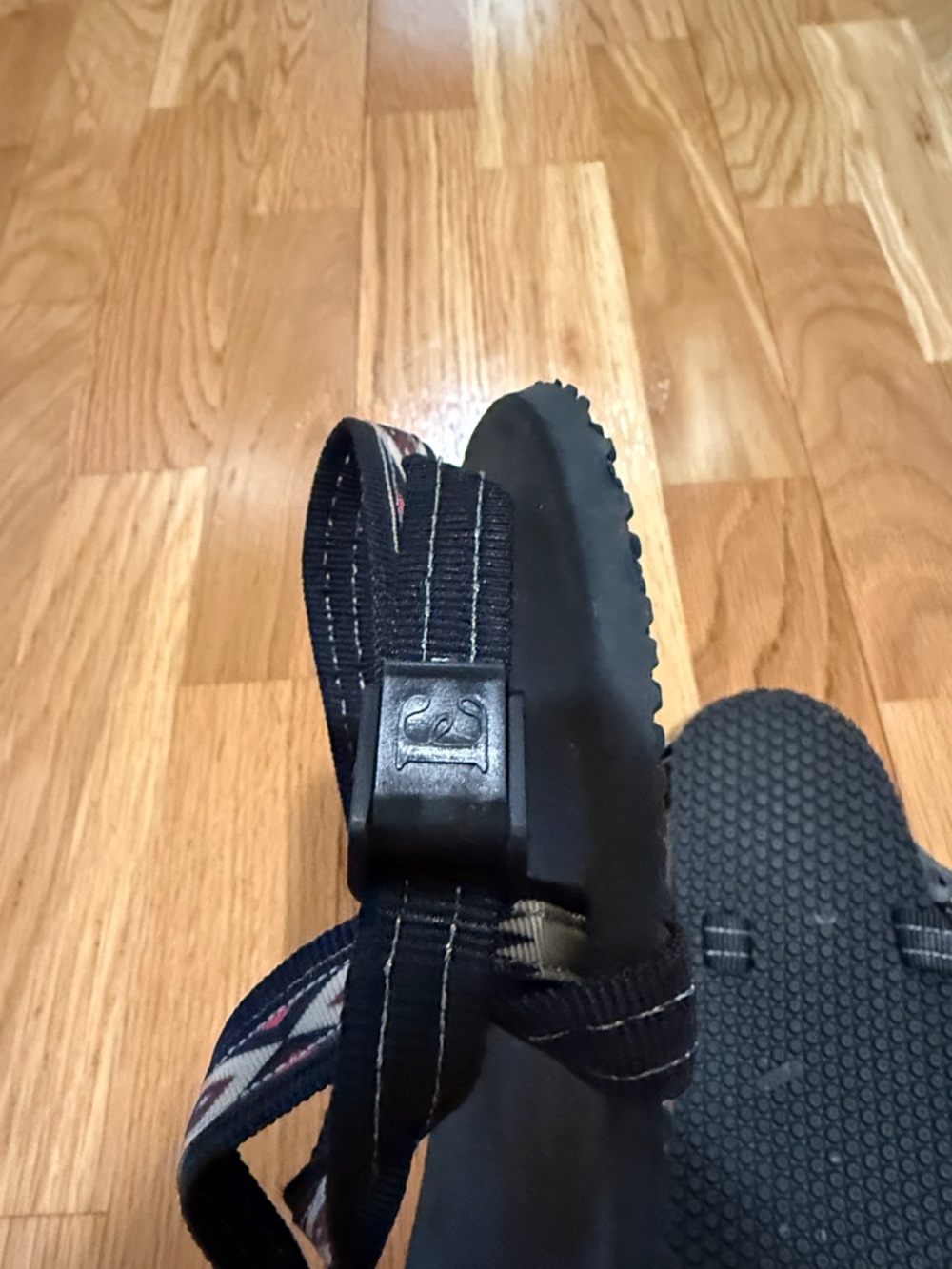 Earth runners tribal print, circadian M 5 W 7 - Picture 3 of 7